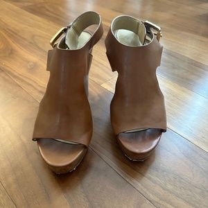 Michael Kors Wedges in Brown Leather (Size 7.5M / 38M)